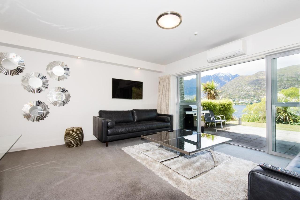 Lakeside Luxury With Spa Queenstown Zewnętrze zdjęcie