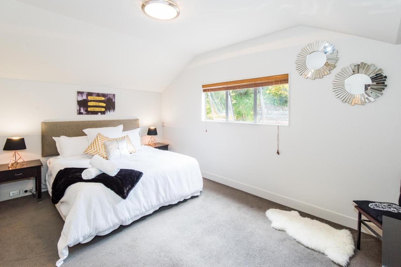 Lakeside Luxury With Spa Queenstown Zewnętrze zdjęcie