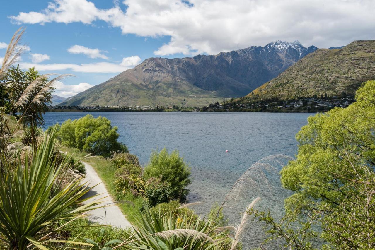Lakeside Luxury With Spa Queenstown Zewnętrze zdjęcie